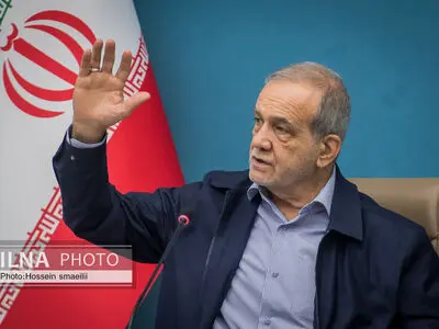 بزشکیان: التعرض لقائد الثورة يعد بمثابة حرب شاملة على الشعب الإيراني