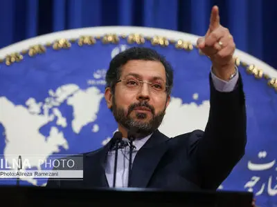 متحدث الخارجیة الإیرانیة یستنکر محاولة ربط حادث أربیل بإیران
