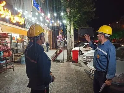 جمع آوری ۲۶۰۰ ریسه نوری در شیراز