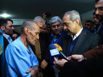 خواست مردم مقابله جدی با باندهای قاچاق مواد مخدر است/ بیکاری از بسترهای مولد اعتیاد است