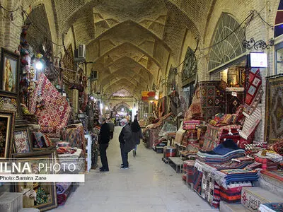 بازار وکیل شیراز در حسرت مسافر /تعطیلی ۷۰ درصدی بازار صنایع دستی فارس در ۱۰ ماه اخیر/  بازاریان: تا کنون هیچ حمایتی از ما نشد