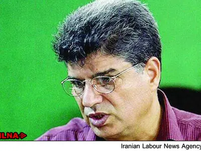 «نعش کش» و «تا آنجا که می‌توانی گاز بده» در کتابفروشی‌ها