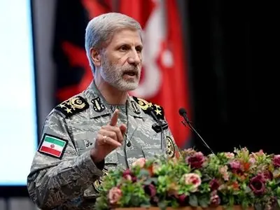 قائد الجيش الايراني: لا یمکن تدمیر قوتنا الدفاعية