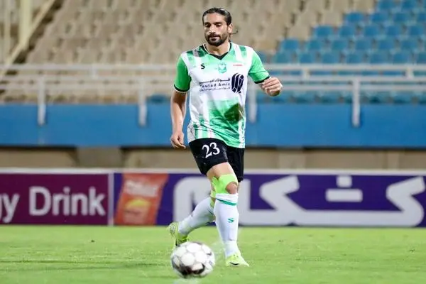 مدافع خیبر در فهرست تابستانی پرسپولیس