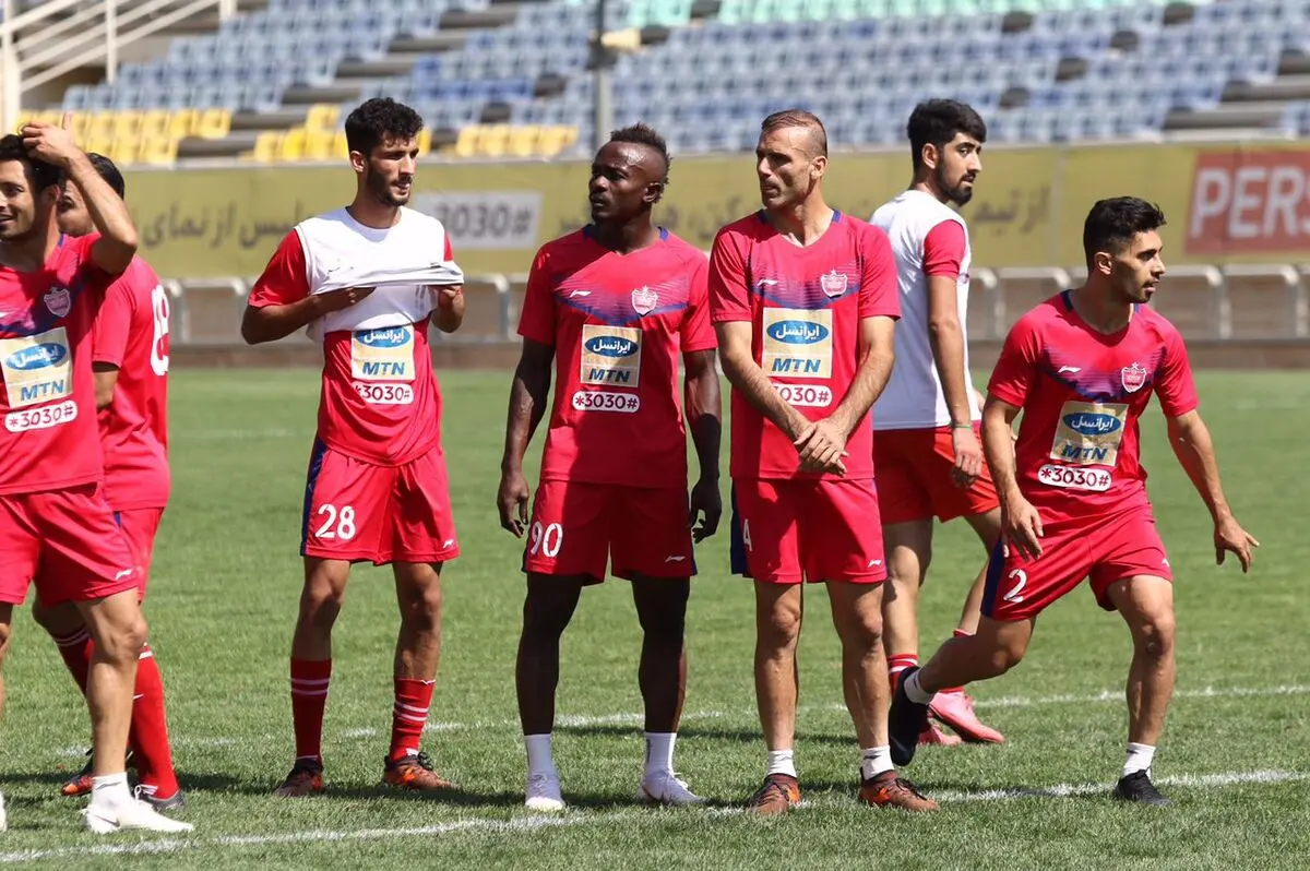 نبرد تن به تن کاپیتان‌ها در تمرین حساس پرسپولیس (عکس)