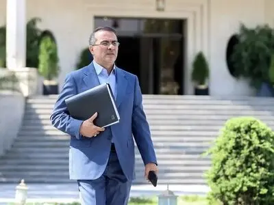 اصلاح قانون مدیریت خدمات کشوری/ حقوق بازنشستگان دولت افزایش می‌یابد؟