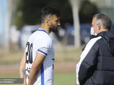ویدیو: گل اول نیروی زمینی به صنعت نفت آبادان  توسط امیرارسلان مطهری