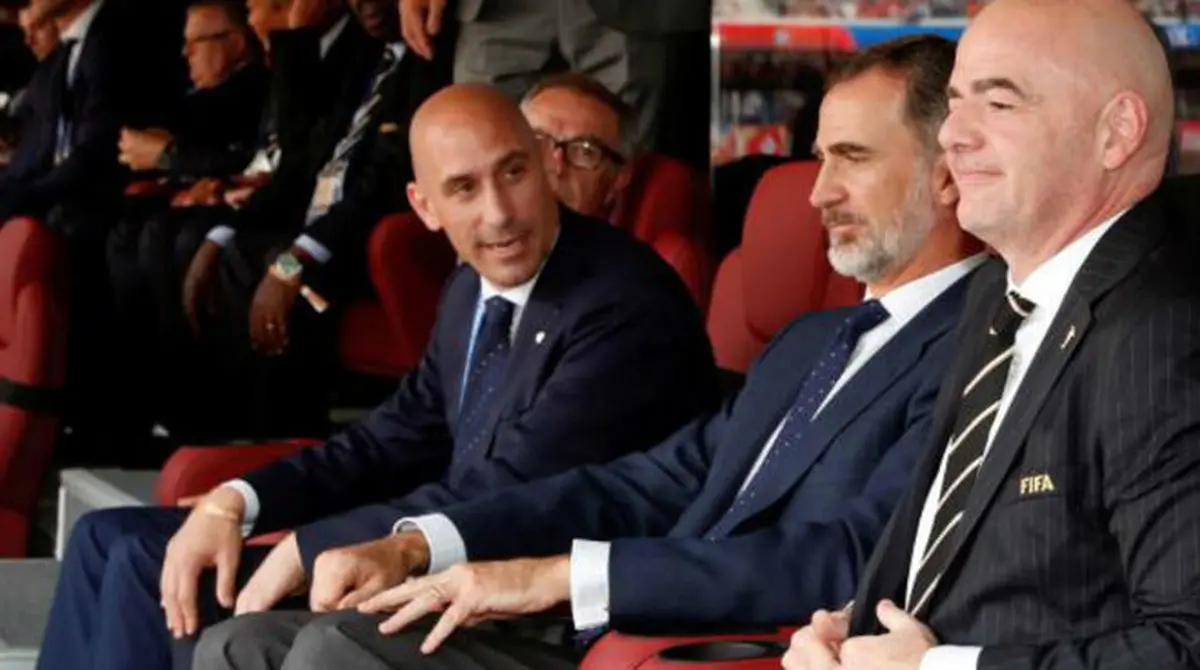 رئیس فدراسیون فوتبال اسپانیا سرانجام استعفا کرد
