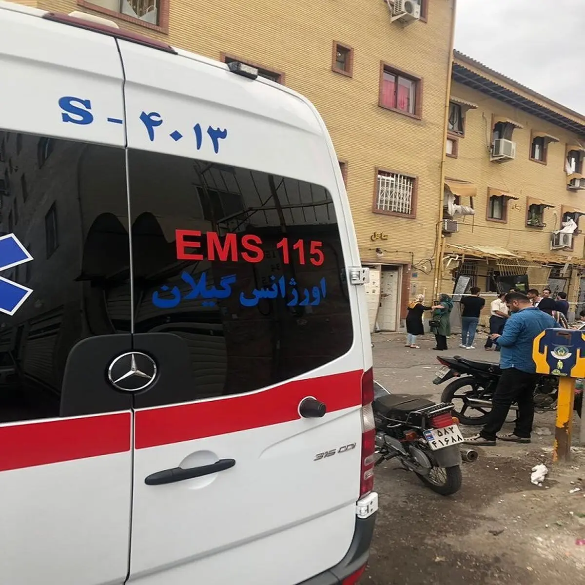 سوختگی 90 درصدی یک مرد در انفجار خیابان فلسطین رشت/علت حادثه انفجار گاز شهری بود