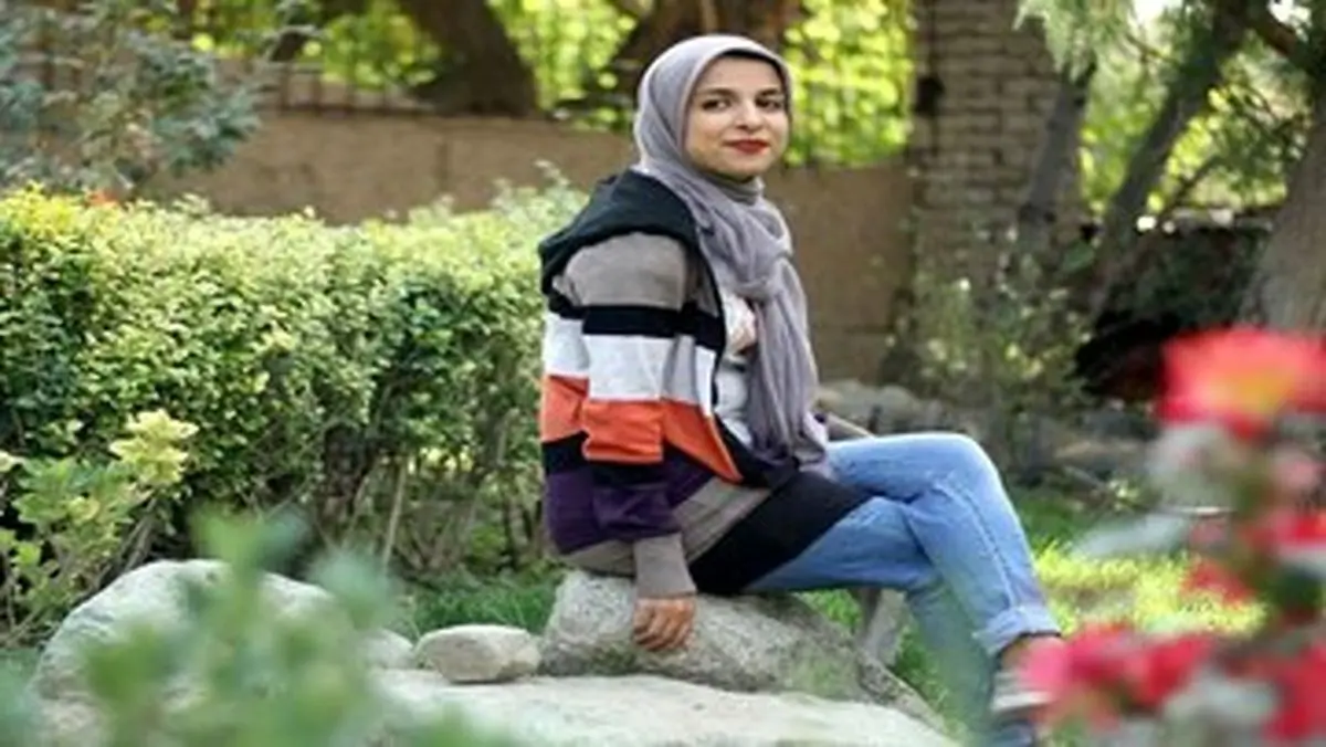 سلبریتی هایی که حرف بی‌ربط می زنند اگر سکوت کنند، چنین تصور می شود که مرده اند؟!
