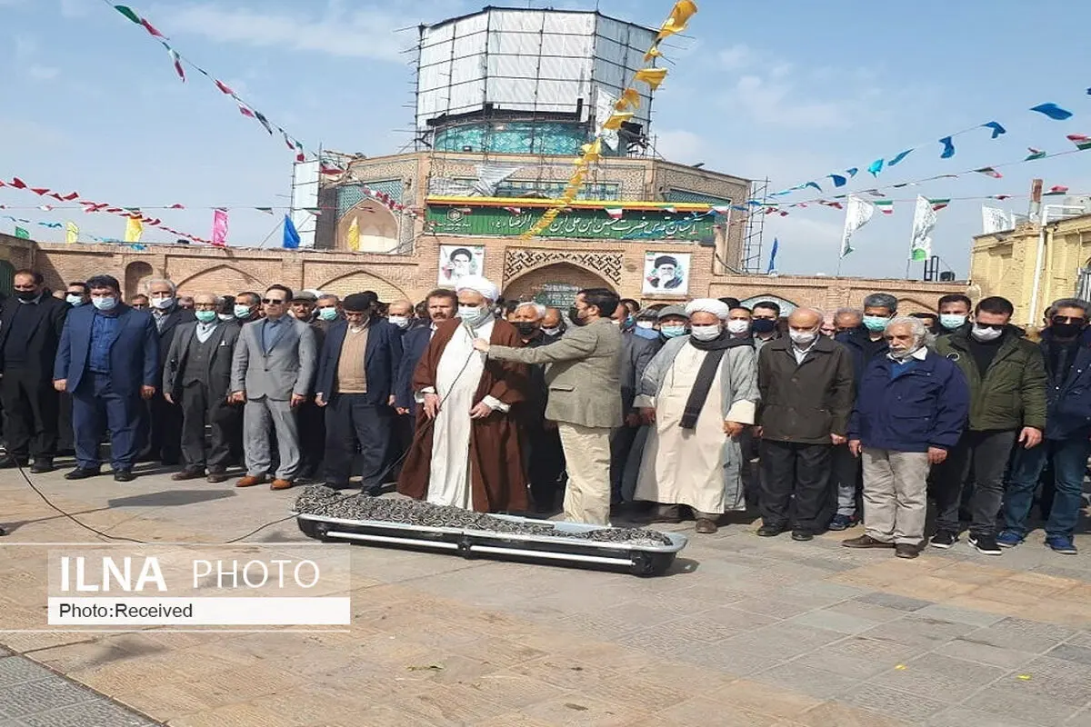 پیکر قاسم انصاری چهره فرهیخته ادبی قزوین تشییع شد