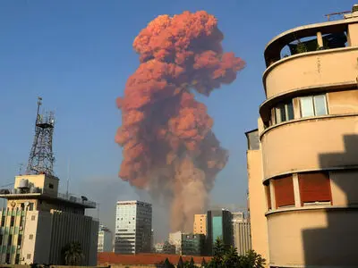 Iran health minister offers aid to Lebanon after massive explosion