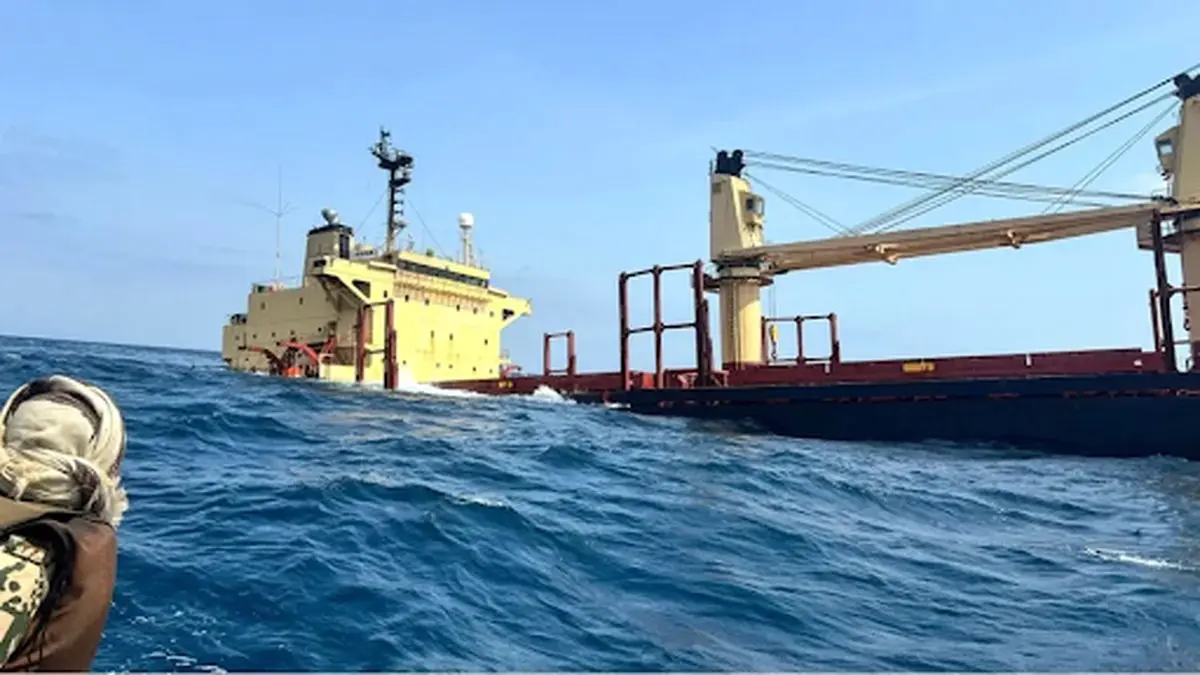 غرق شدن کشتی باری «روبیمار» در دریای سرخ