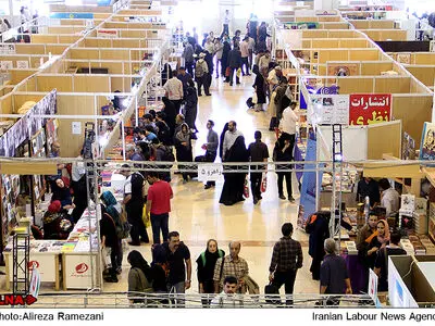 وقتی تبلیغاتی‌ها جای پستِ نمایشگاه را می‌گیرند