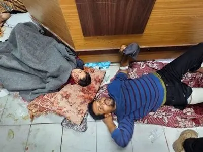 نداء من مجمع الشفاء: المرضى یتضورون جوعاً وألماً.. والنازحون لا یجدون کسرة خبز
