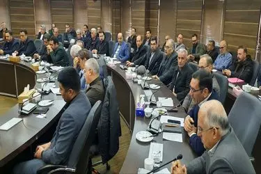 اصناف آذربایجان غربی زیر فشار نوسانات ارزی و توزیع ناعادلانه کالا هستند