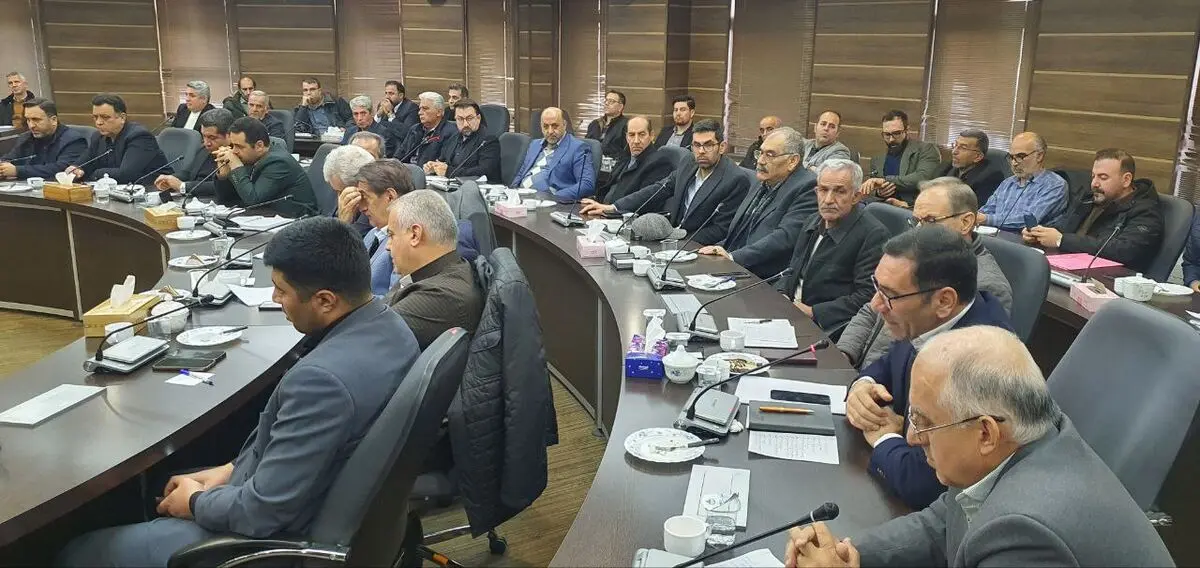 اصناف آذربایجان غربی زیر فشار نوسانات ارزی و توزیع ناعادلانه کالا هستند