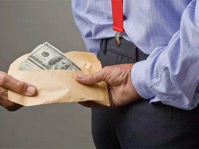 متهم و قربانی ردیف اول شوک به نرخ ارز؛ از دولت تا کارگران
