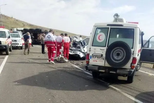 دو حادثه جاده ای در خوزستان با ۱۳ مصدوم