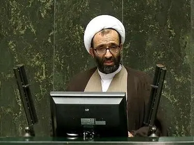حکم نماینده اشنویه باید بعد از استعفای وی در مجلس مطرح می‌شد