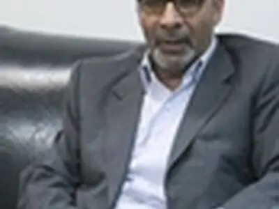دلواپسانی که مقابل فسادهای احمدی‌نژادی اعتراض نمی‌کنند