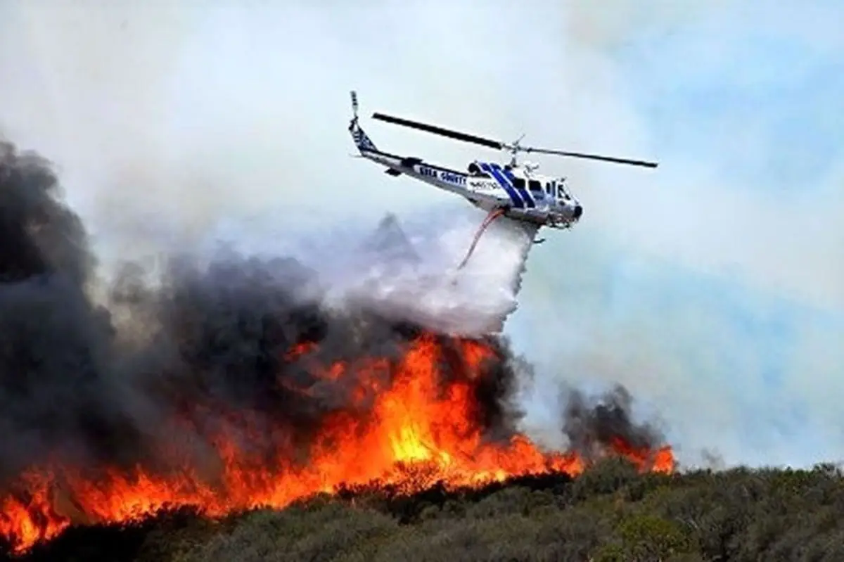 اعزام نیروهای کمکی برای مهار آتش‌سوزی جنگل‌های چالوس