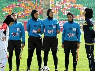 الزام جدید فیفا به فوتبال ایران: قضاوت داوران زن در مسابقات مردان