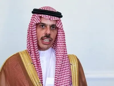 تماس بن فرحان با طرفین درگیر در سودان
