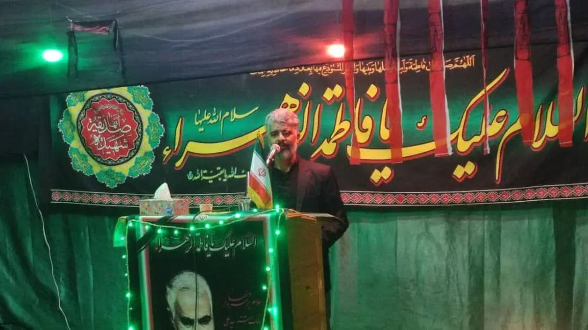 سومین شب شعر فاطمی دبیران برگزار شد