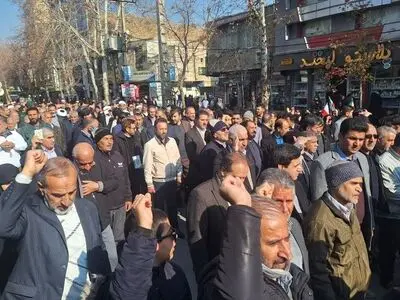 امروز مردم با حضور حماسی خود در صحنه  نشان دادند همچنان پایبند آرمان های انقلاب اسلامی هستند 