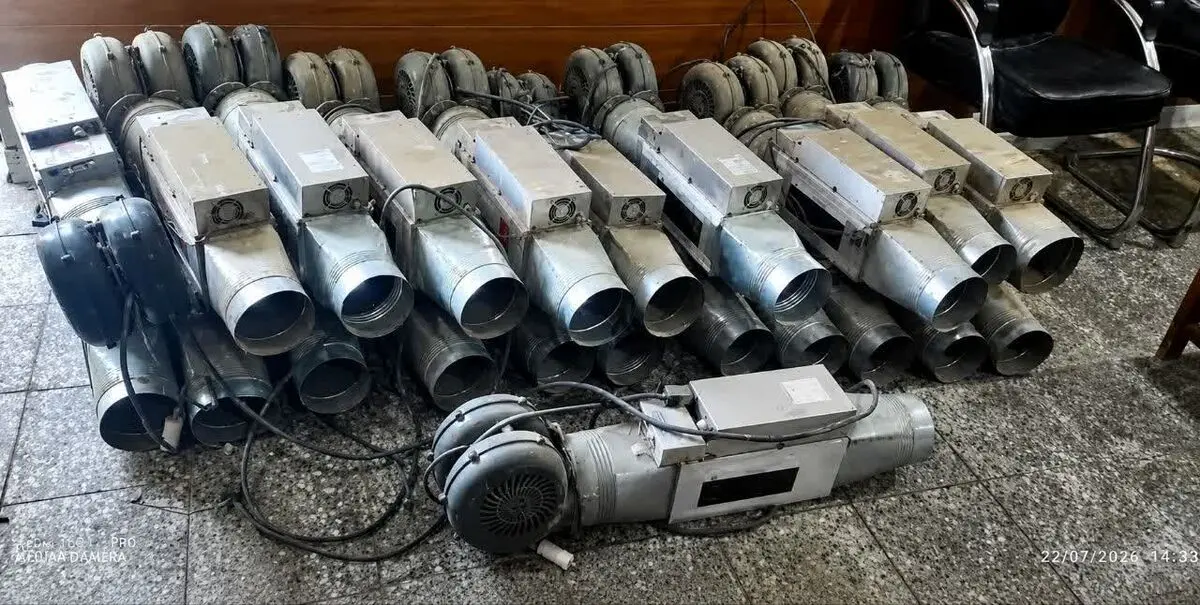 کشف و ضبط ۲۲ دستگاه ماینر غیرمجاز در یک منزل مسکونی در شوش