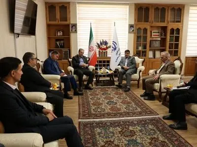 استاندار چهارمحال و بختیاری بر تبدیل استان به قطب گردشگری کشور تأکید کرد