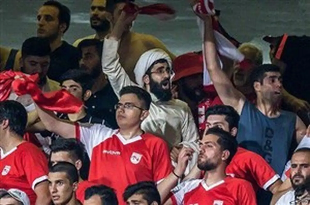 روحانی خبرساز فوتبال ایران در آزادی چه می‌کرد؟