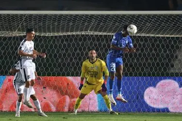 جانشین اندونگ در استقلال مشخص شد/ کلاف سردرگم ستاره گابنی ادامه دارد