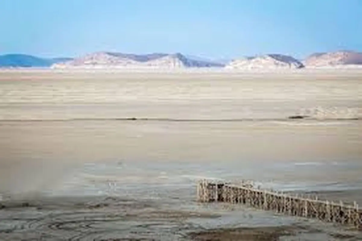 تصویر ناسا از کویر نمک ارومیه! +عکس