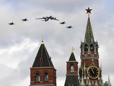 رسانه عبری: ۱۶ جنگنده سوخوی روسیه در راه ایران