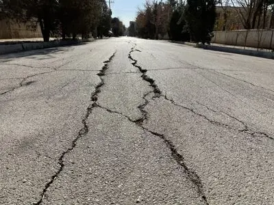 نامه‌نگاری‌ با روسای قوا و شورای عالی امنیت ملی درباره فرونشست زمین در تهران/ وزارت نیرو باید پاسخگو باشد