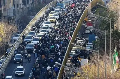 از نظر سیاسی شرایط به حمله نظامی نرسیده است/ اگر بگوییم اعتراضات صرفا کار دشمن است، اشتباه کرده‌ایم