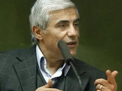 خبیری: پشتوانه سیاسی و تجربه ورزشی سلطانی‌فر برای ورزش ایران سودمند است