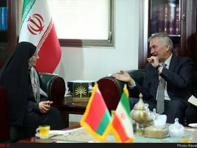 دیدار سفیر بلاروس با رئیس کتابخانه ملی ایران