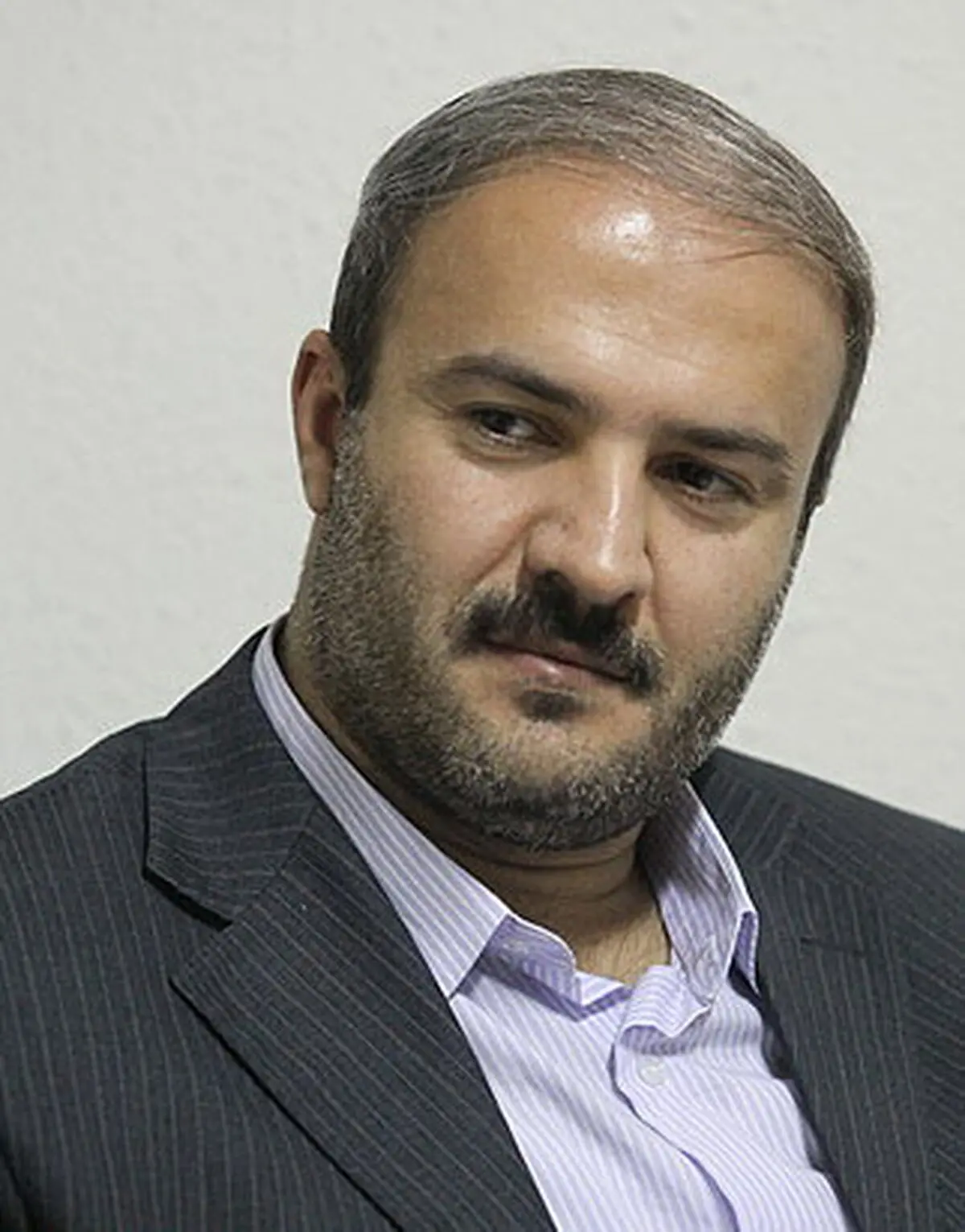شهرداری تهران، ماشین امضا نیست