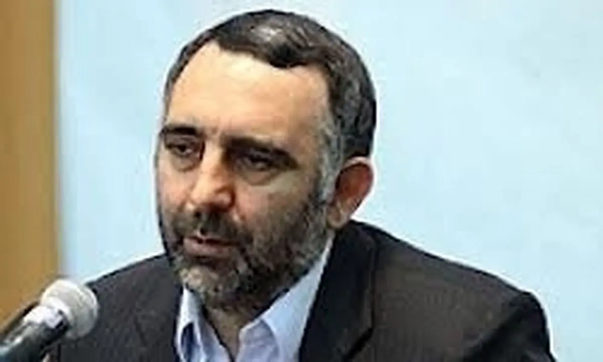گله از برخوردهای افراط و تفریطی با جایزه جلال/دفاع وزارت ارشاد/تنها پسوند فرهنگ زیبنده وزارت ارشاد است