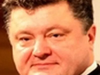 پوروشنکو دستور تقویت نیروهای ارتش در مناطق شرقی اوکراین را صادر کرد