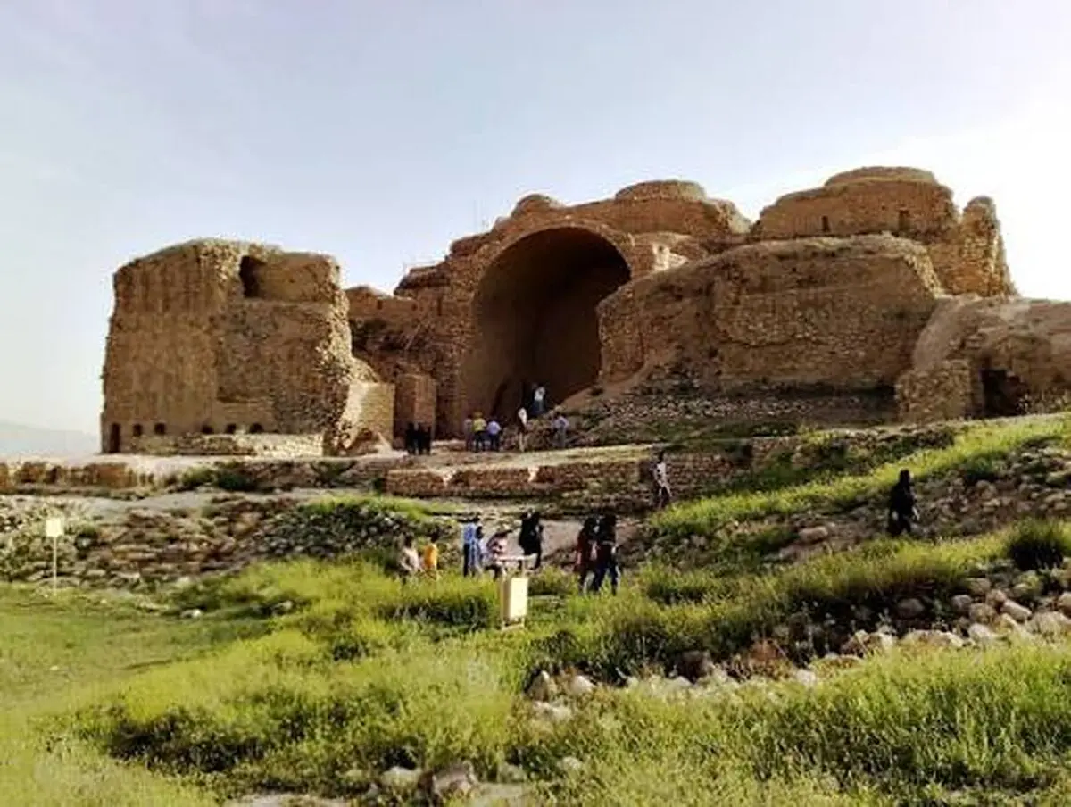 میراث جهانی ساسانی فیروزآباد در مسیر توسعه زیرساخت‌های گردشگری