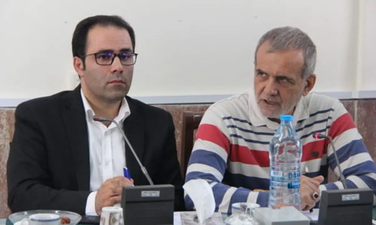 نشست نائب رئیس اول مجلس  با دهیاران و فرماندار  اسکو 