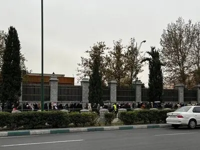 تجمع مجدد فرهنگیان بازنشسته مقابل مجلس