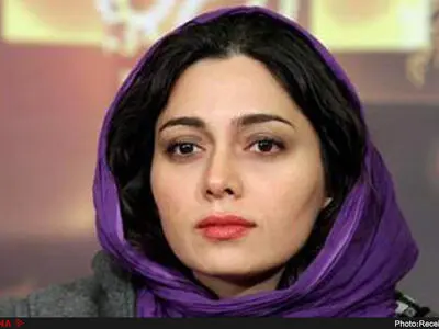توضیحات پگاه آهنگرانی درباره پیشنهاد کدخدایی برای حضور به عنوان ناظر در انتخابات و ساخت مستند 