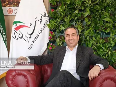 انتقال پول و زیرساخت‌های اینترنت بزرگترین چالش رزرو آنلاین توسط گردشگران خارجی/ کاهش جدی در نرخ اقامت در هتل‌ها 