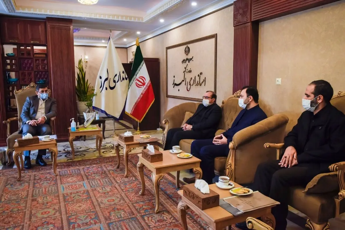 دیدار نمایندگان مردم البرز در مجلس شورای اسلامی با استاندار البرز