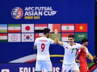 ویدیو: گل چهارم تیم ملی فوتسال ایران به ازبکستان توسط احمدعباسی